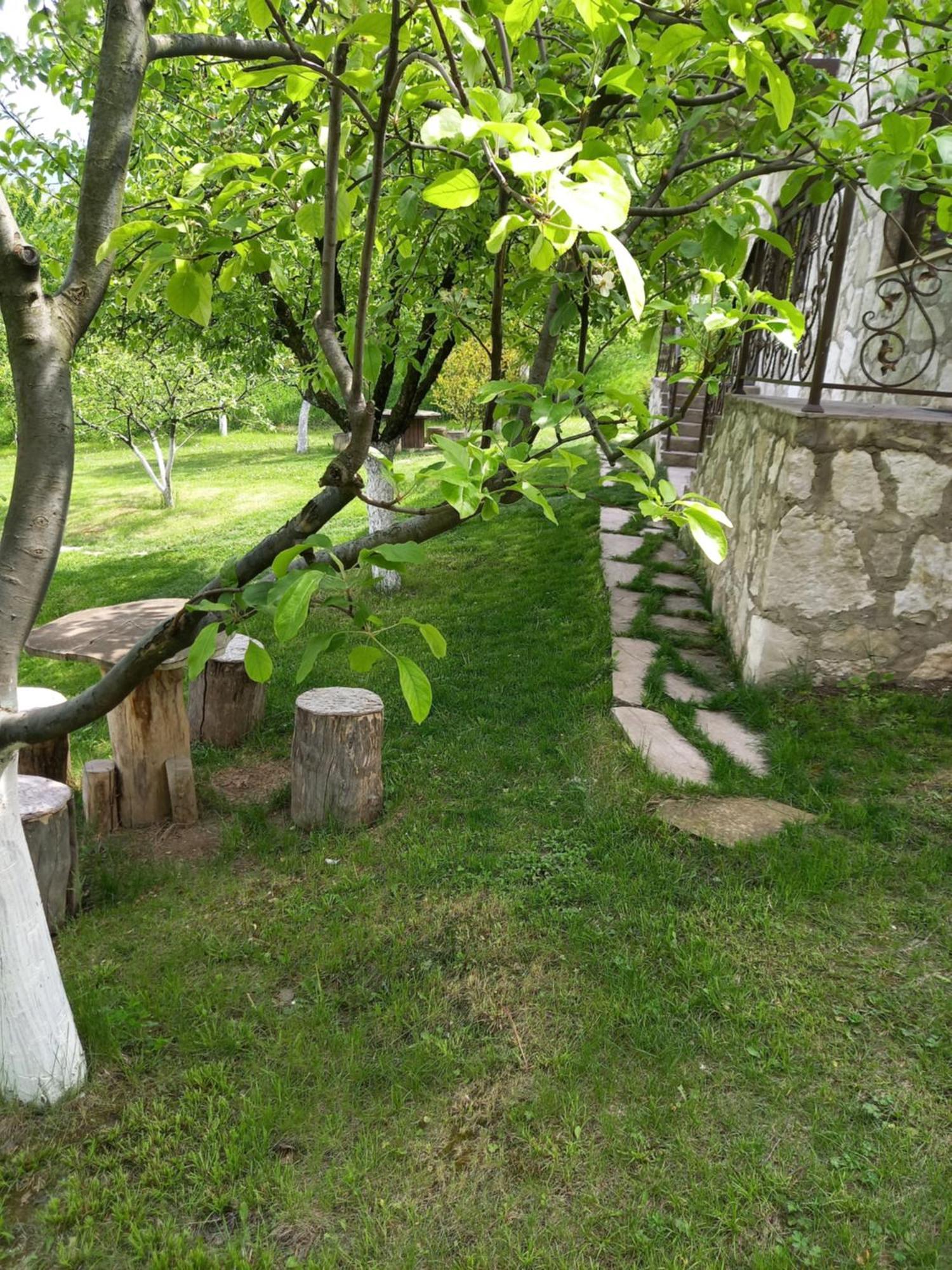 Guest House Ijevan'S Garden Luaran gambar